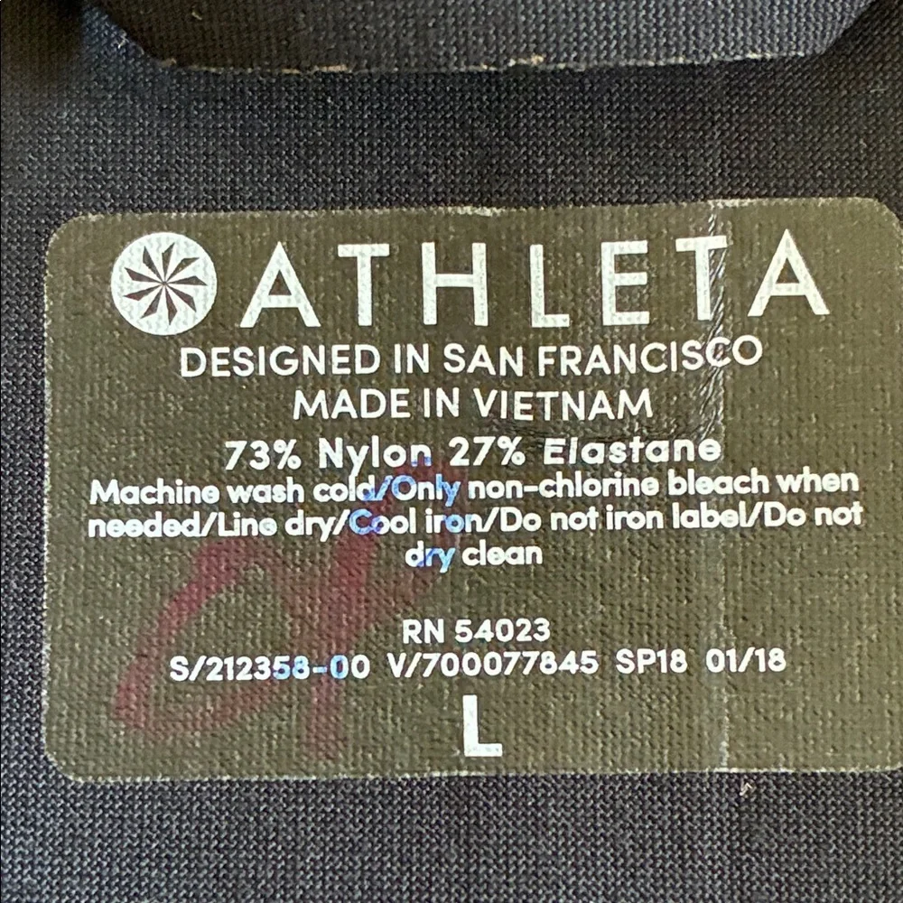 ATHLETA Black Jacket, Edgy & Sleek, offset zipper detail, lightweight. L - Picture 12 of 16